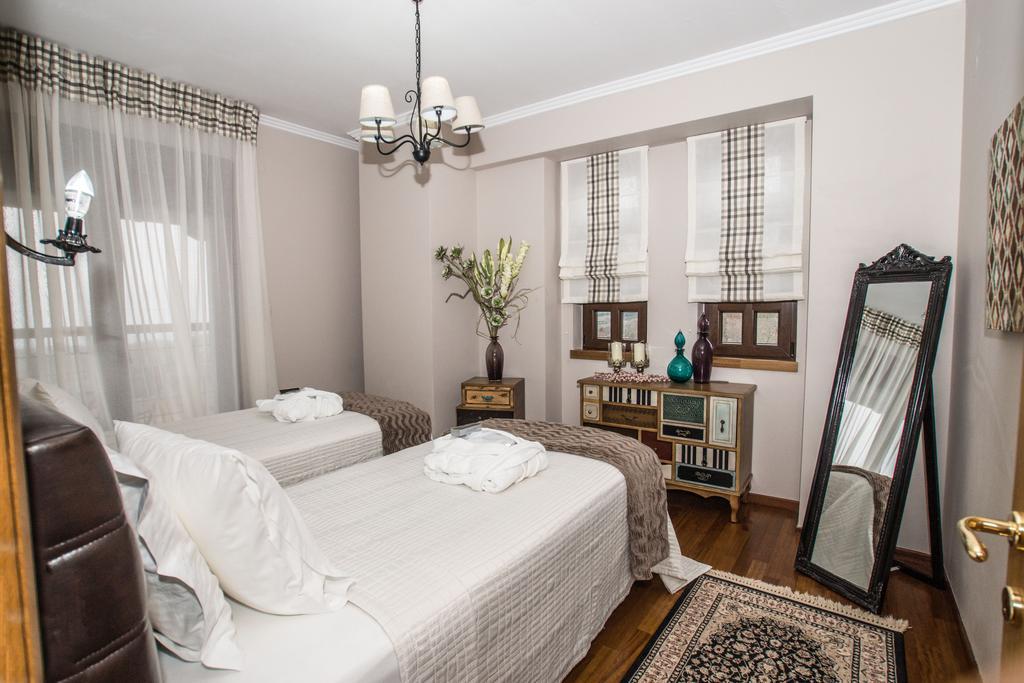 Evmorfes Villas Polýgyros Habitación foto