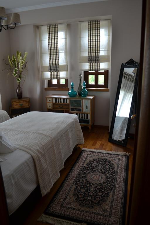 Evmorfes Villas Polýgyros Habitación foto